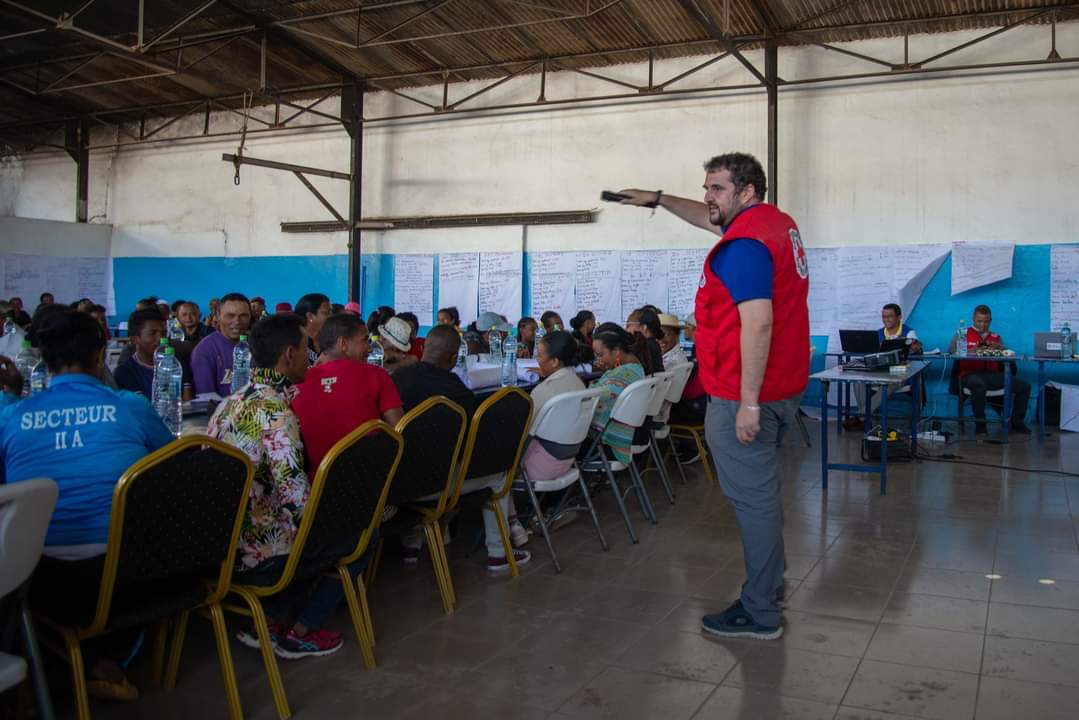 Facilitating a humanitarian workshop in Madagascar
